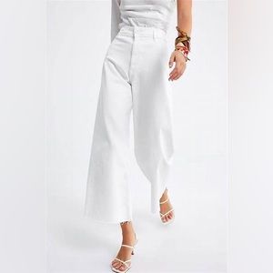 WHITE ZARA WIDELEG JEANS SIZE 4 HIGH RISE USED BUT LOOK NEW
